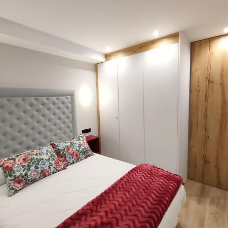 شقة Oviedo Centro Santa Clara Piso De Lujo المظهر الخارجي الصورة